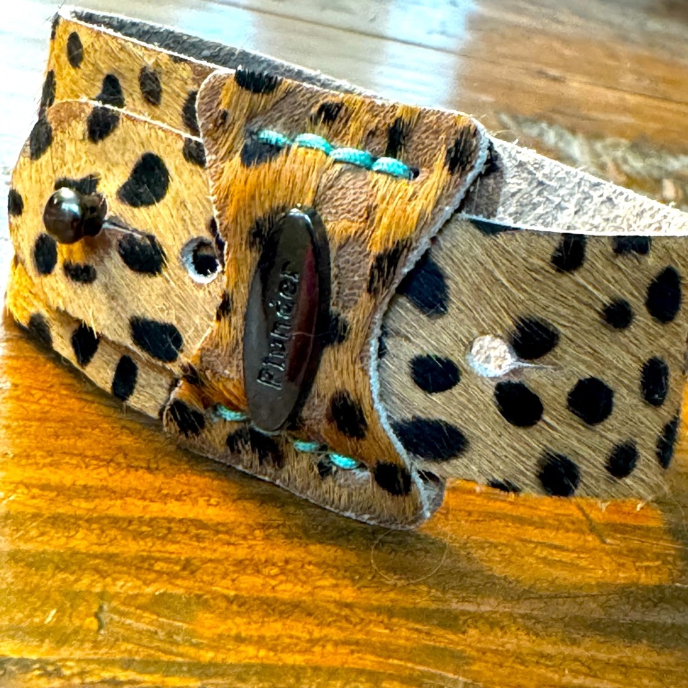 Plunder faux leather cuff bracelet